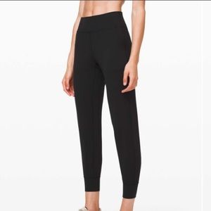 Lululemon Black Align Jogger 28”